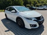 Honda Civic 1.6 i-DTEC 120PS Comfort Tourer 23899 - Honda Civic mit Diesel-Antrieb