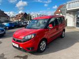 Fiat Doblo Kombi 95 PS *1.Hand*AHK *Schiebetüre li+re - Fiat Doblo mit Diesel-Antrieb: 1.9