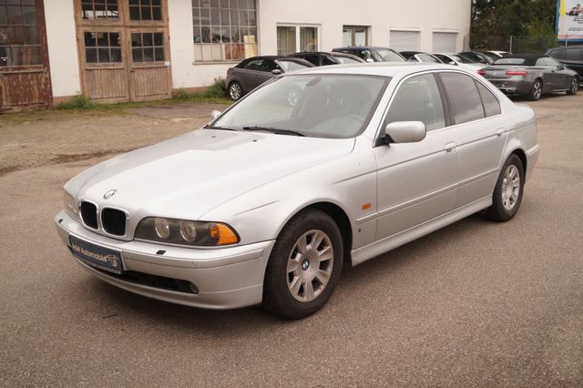 BMW 525i A