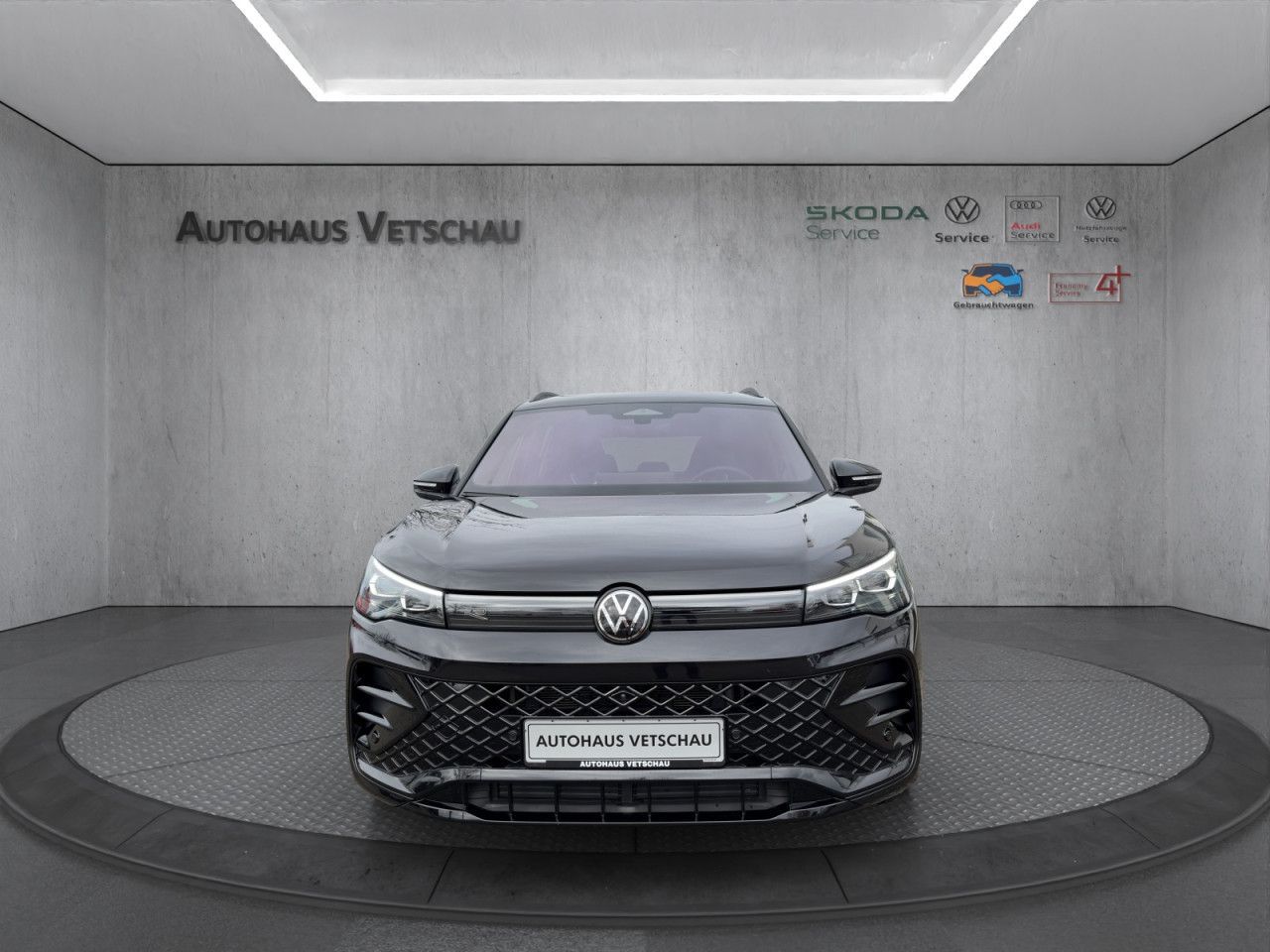 Volkswagen Tiguan R-Line 2.0 TDI 4M HuD/AHK/STHZ/PANO/LM20 imagem 3