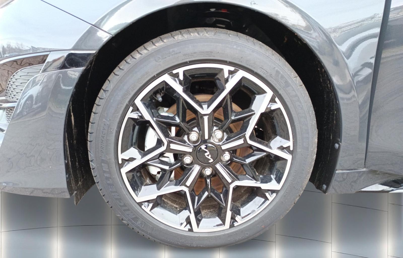 Kia ProCeed  1.5T DCT7 GTL TEC MJ25