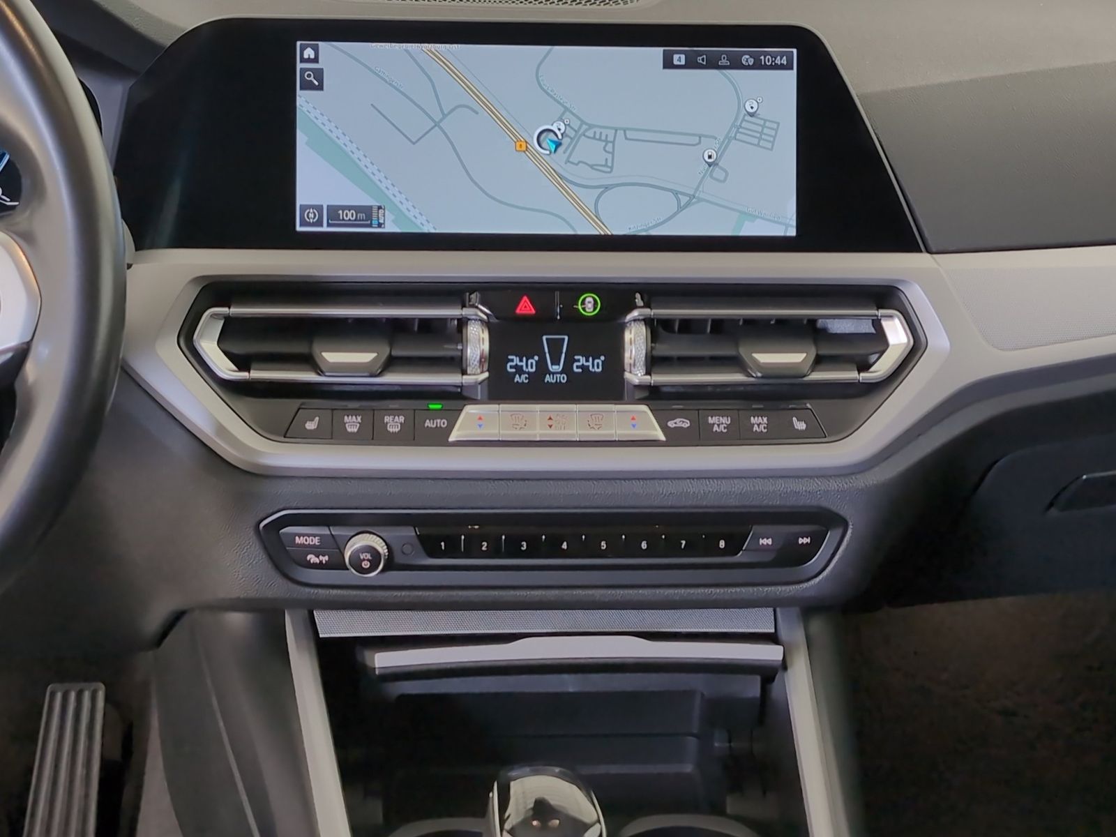 BMW 330e Limousine Navi/LED/AHK/RFK/SHZ/Apple Navi/L foto 6