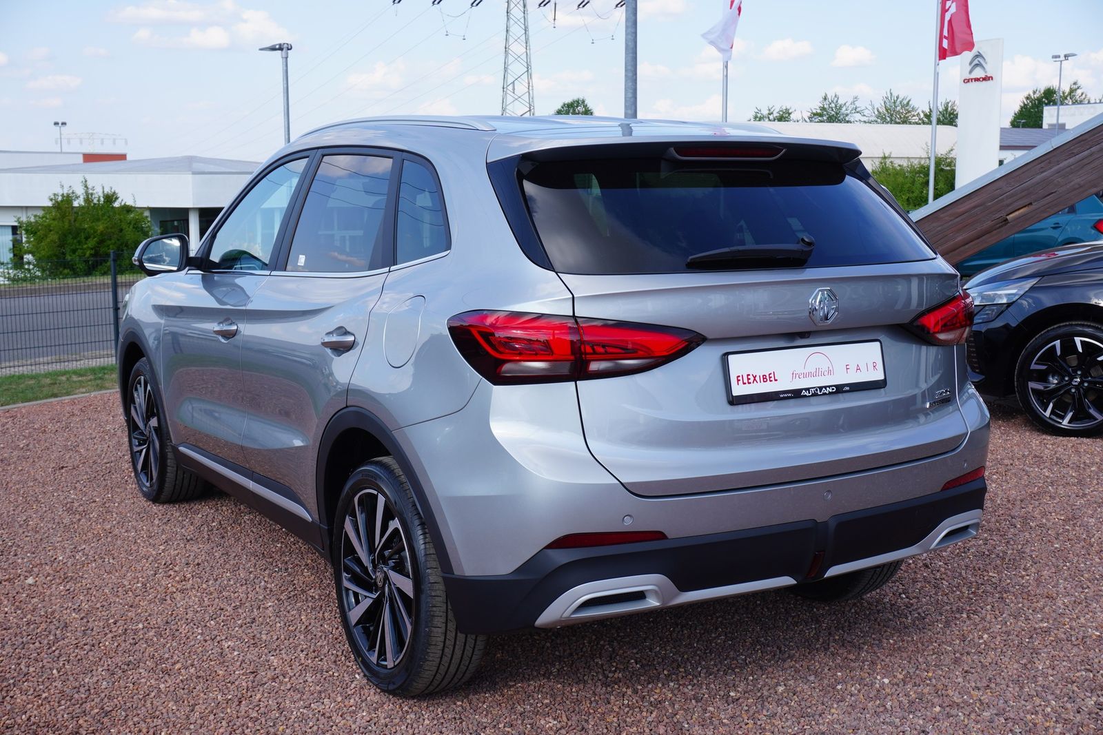 MG ZS