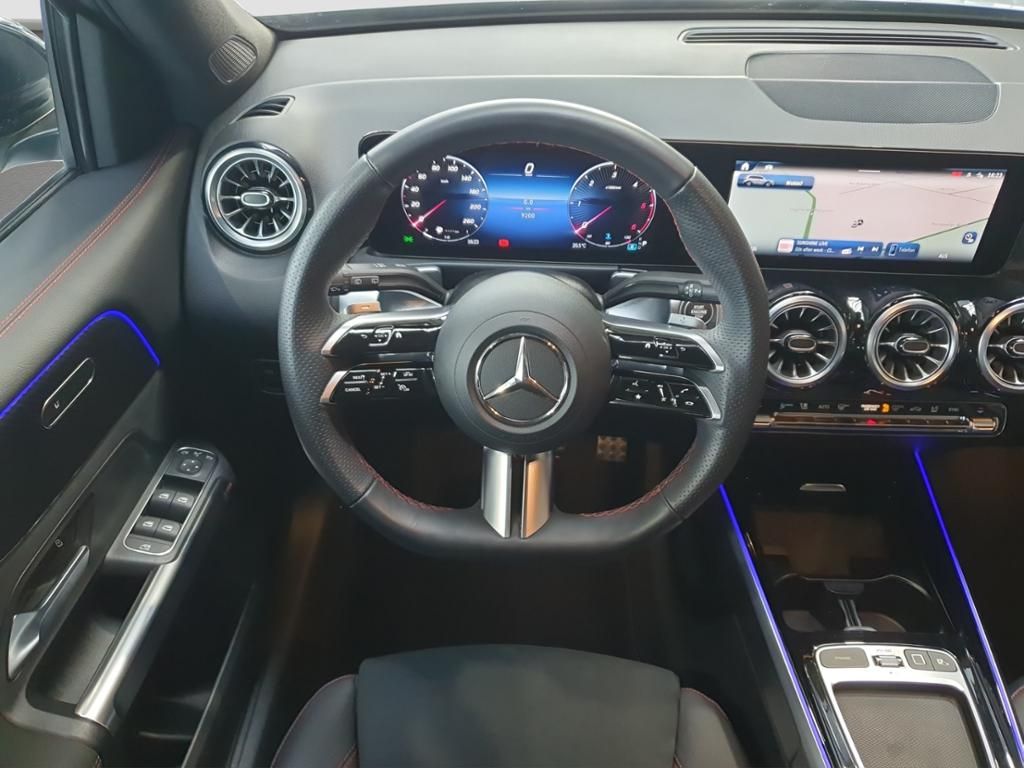 Fahrzeugabbildung Mercedes-Benz GLB 200 d AMG Line*NightPaket*Anhängevorrichtung