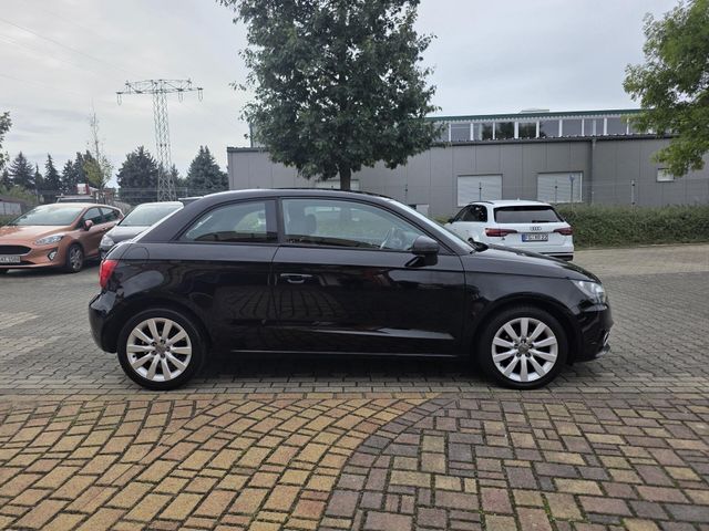 AUDI A1 — Foto 10