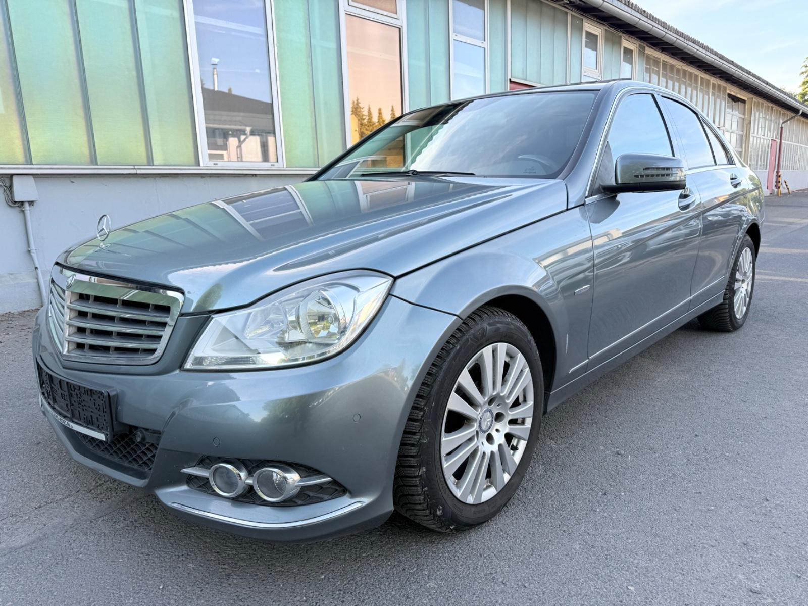 Mercedes-Benz C 200 C Limousine C 200 CGI BlueEfficiency