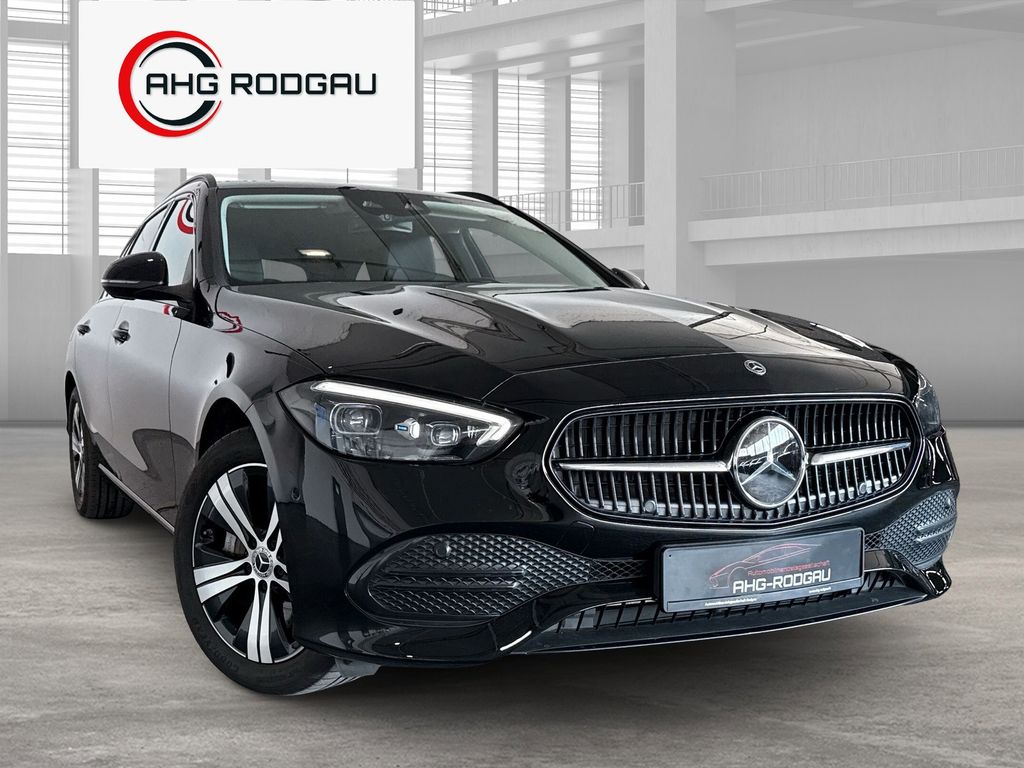 Image of Mercedes-Benz C 300