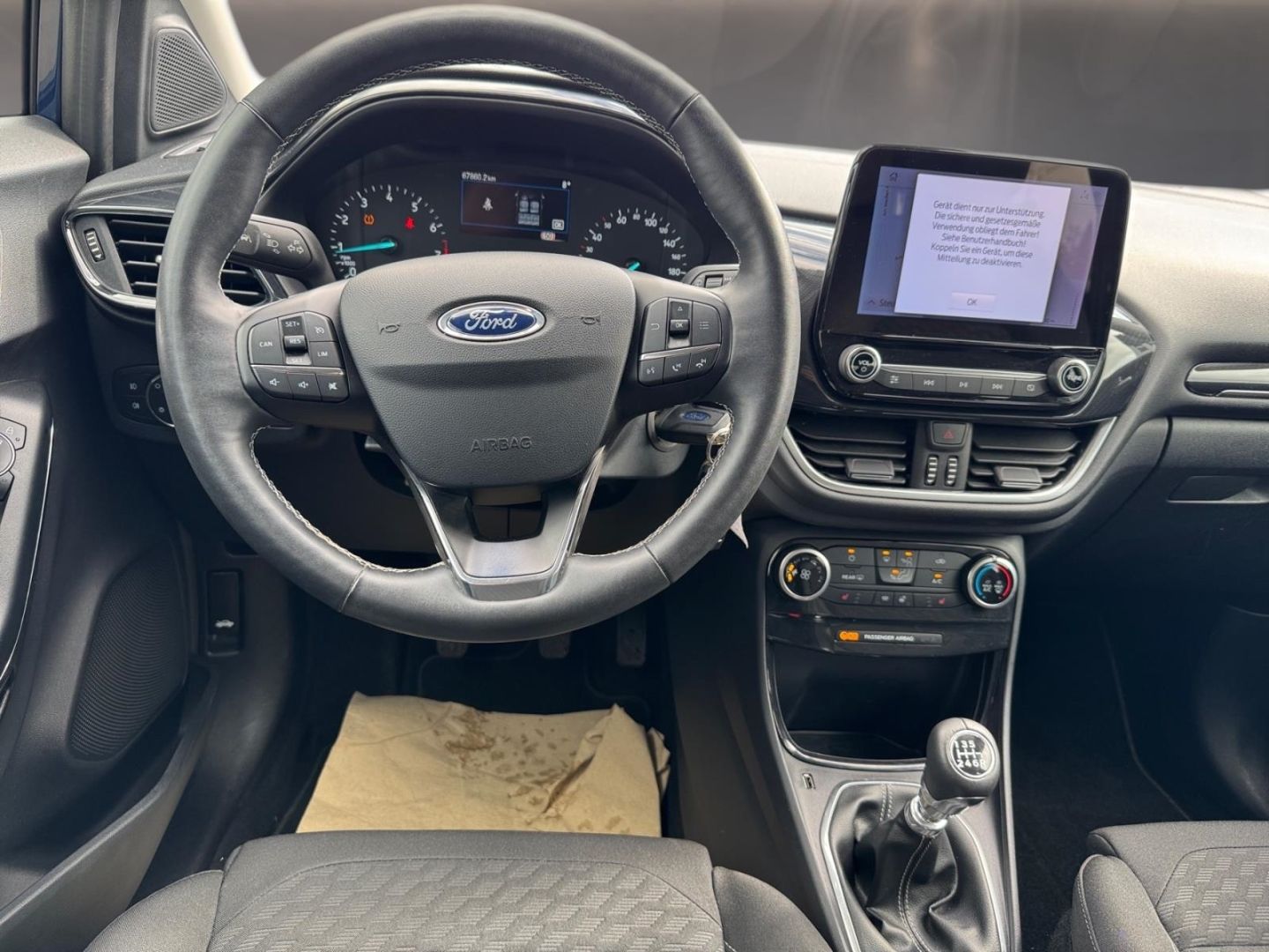 Fahrzeugabbildung Ford Puma Titanium, Winterpaket, schwarze Alus,Navi,N