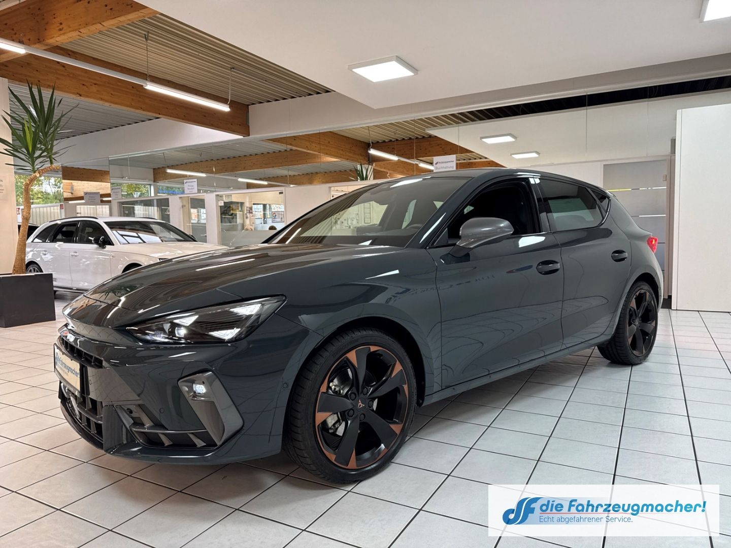 Fahrzeugabbildung CUPRA Leon 1.5 eTSI 110 kW neues Modell*DSG*Digi C*Mem