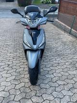 Kymco New People S 300 i - Offers