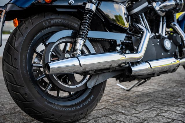 Fahrzeugabbildung Harley-Davidson XL883N IRON SPORTSTER - SCREAMIN´EAGLE -