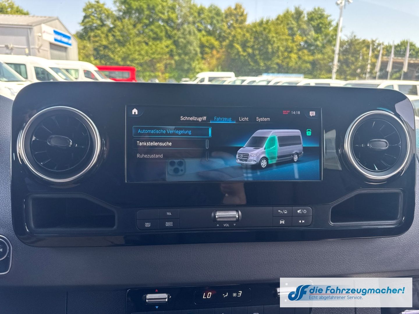 Fahrzeugabbildung Mercedes-Benz Sprinter Pritsche DoKa 316 CDi L3 AHK 3,5t Kamer