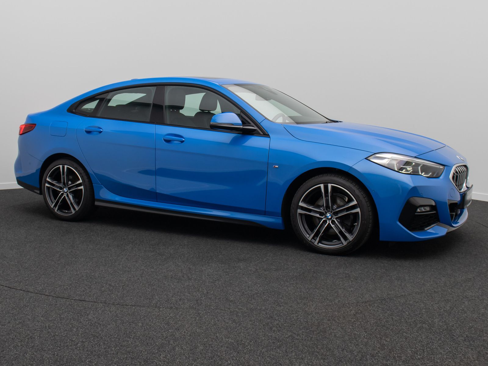 Fahrzeugabbildung BMW 218i Gran Coup&eacute; M Sport DAB H/K Panorama Komfort