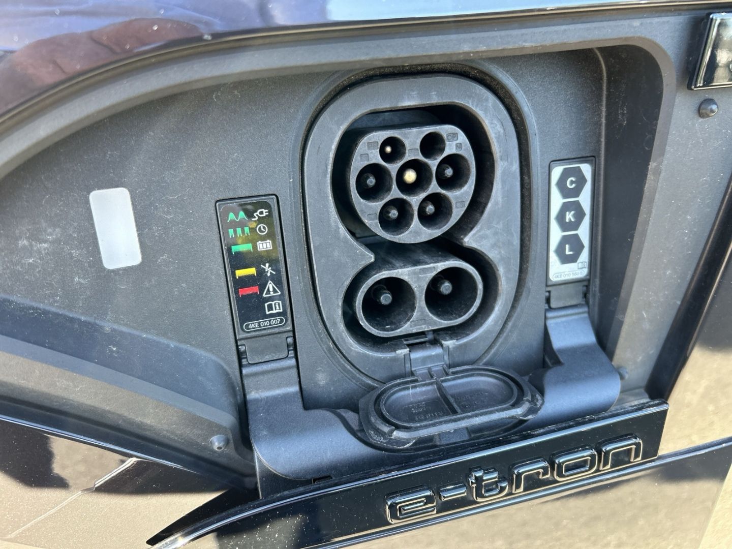 Audi Q8 e-tron Sportback 50 Luftfederung AD Niveau AH foto 20