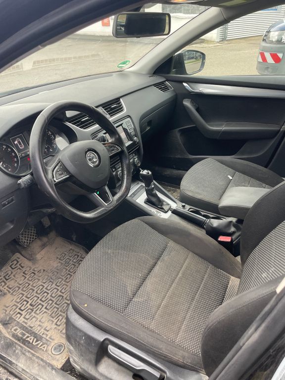 SKODA Octavia 8