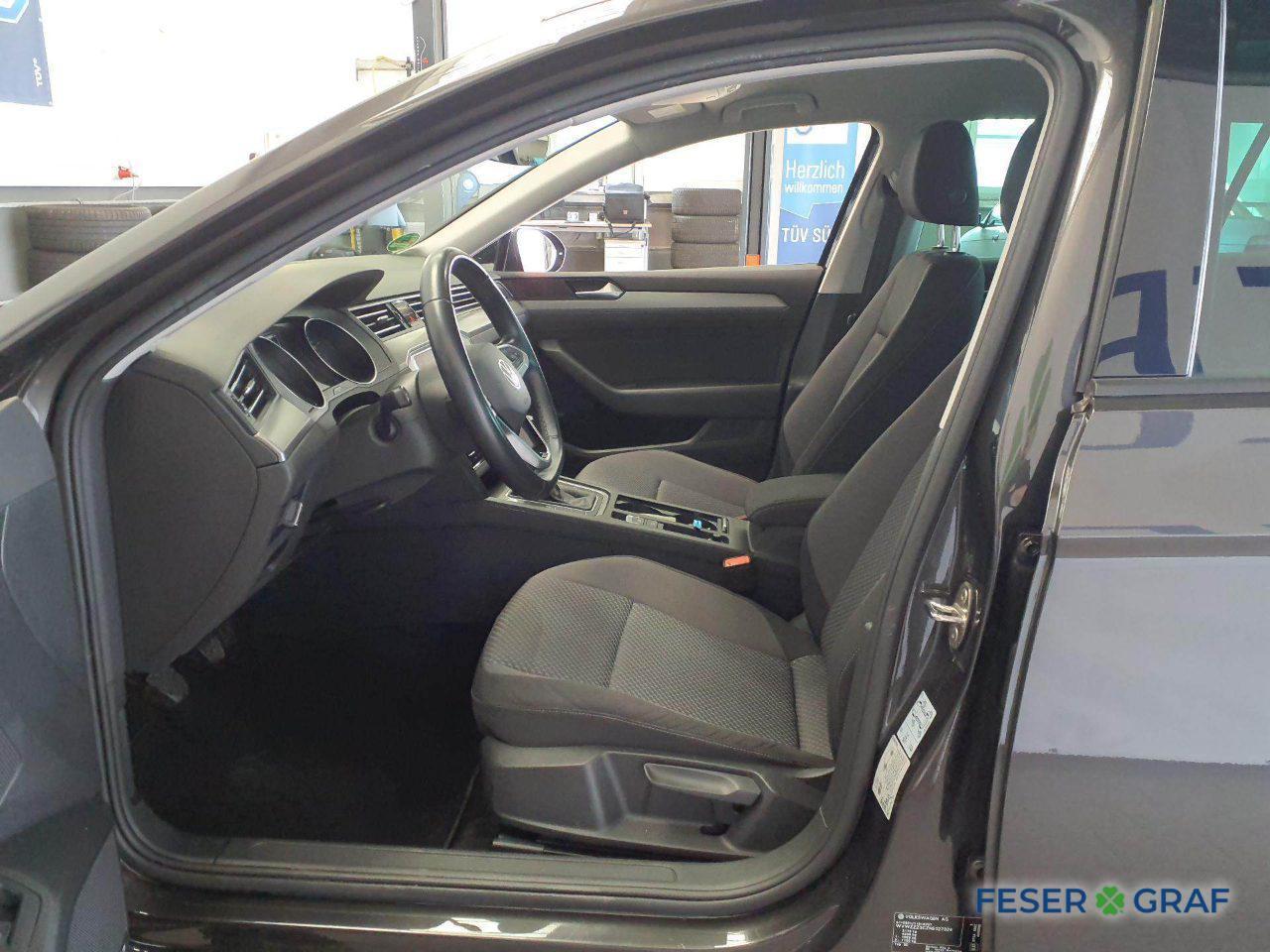 Volkswagen Passat Variant 2.0 TDI AHK Navi APP SHZ ACC PDC