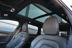 Fahrzeugabbildung Volvo V90 T8 TwinEngine AWD R-Design*PANO*B&W*LUFT*360