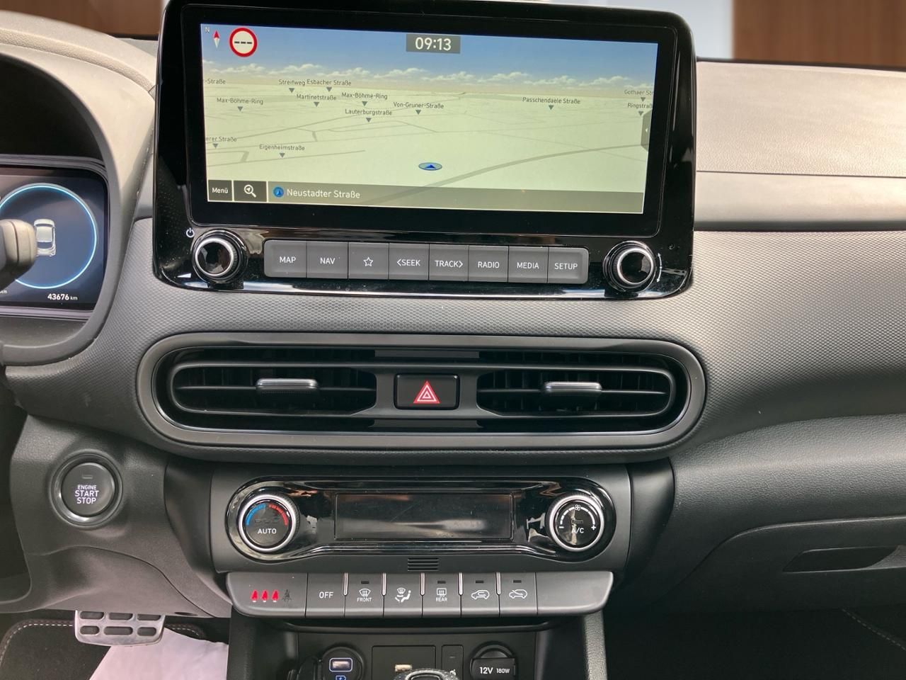 Fahrzeugabbildung Hyundai KONA N PERFORMANCE SHZ*LHZ*NAVI*CARPLAY*USB*