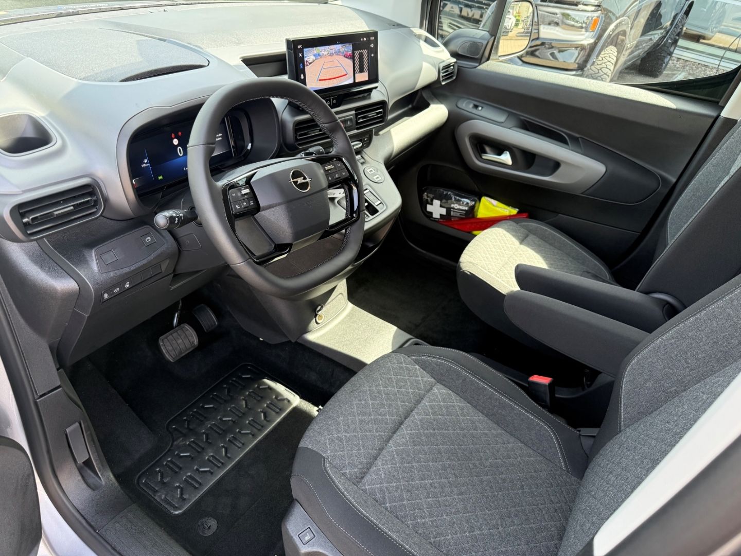 Fahrzeugabbildung Opel Combo Life 1.5 GS XL