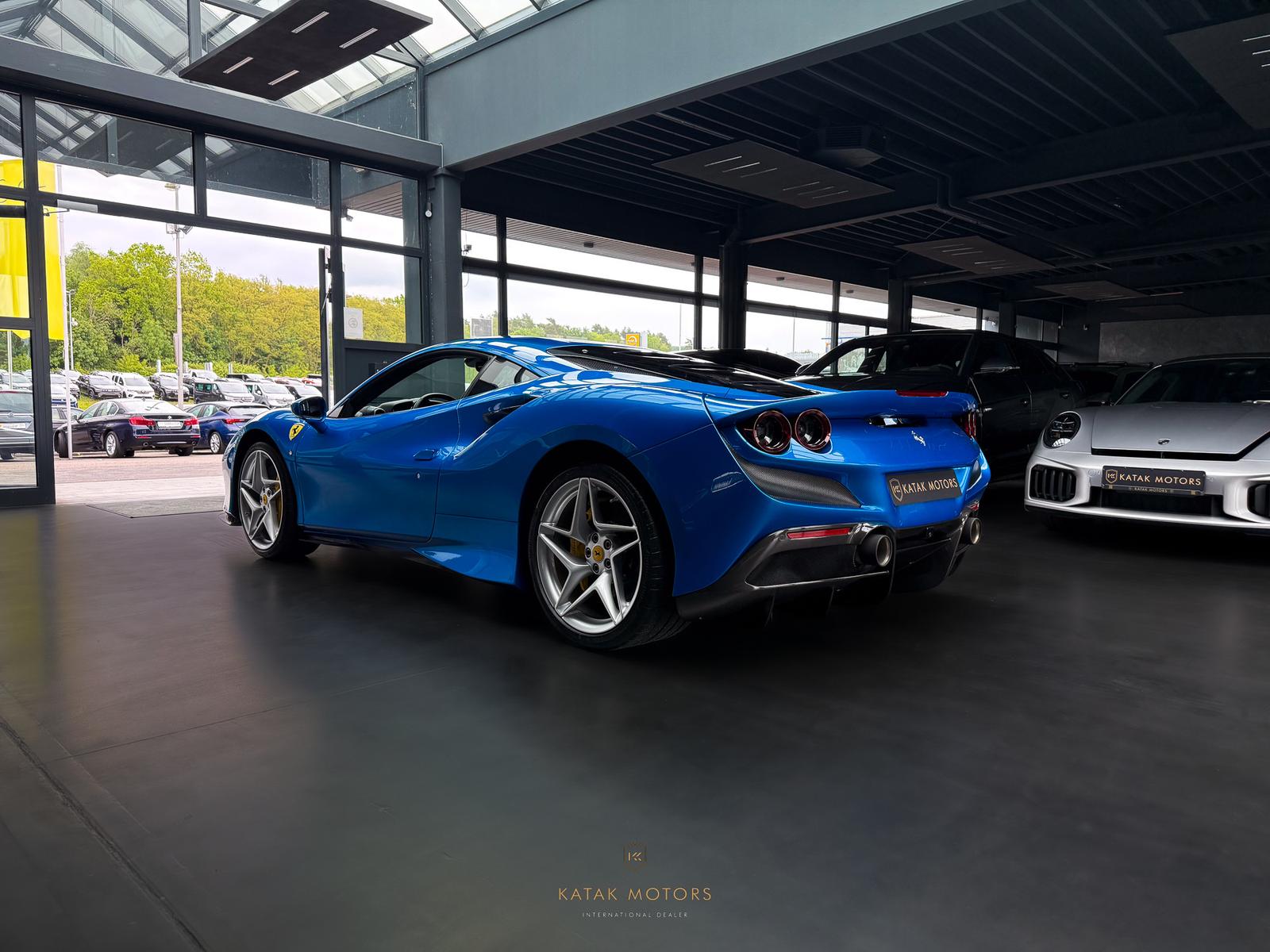 Ferrari F8 TRIBUTO/CARBON/RACESEAT/LIFT/TITAN/FORGED/AFX