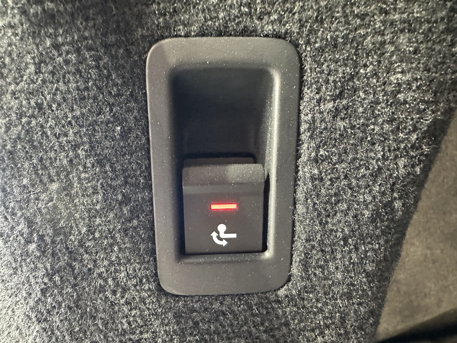 Fahrzeugabbildung Audi A6 Avant 40 TDI Qu S-Line NAV+LED+ACC+AHK+VCOCK