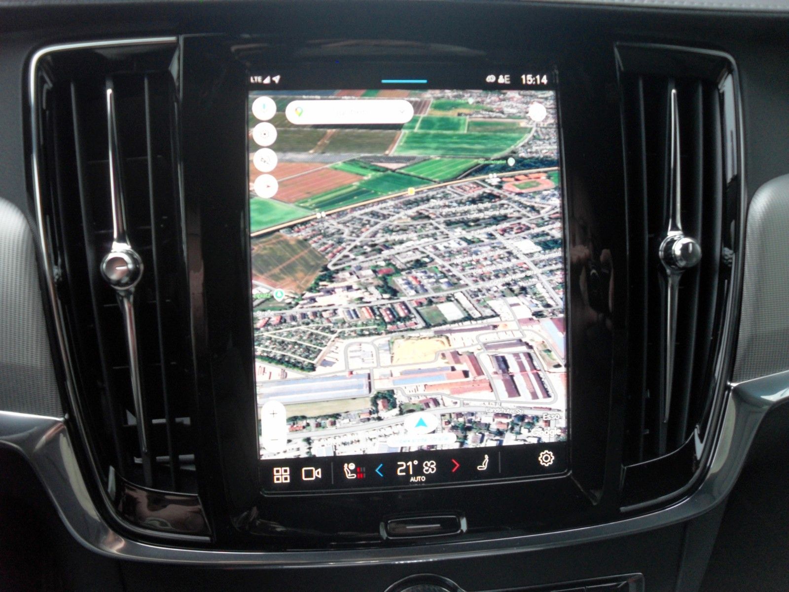 Fahrzeugabbildung Volvo V90 B4 Kombi Plus Dark | Standheizung / Timer