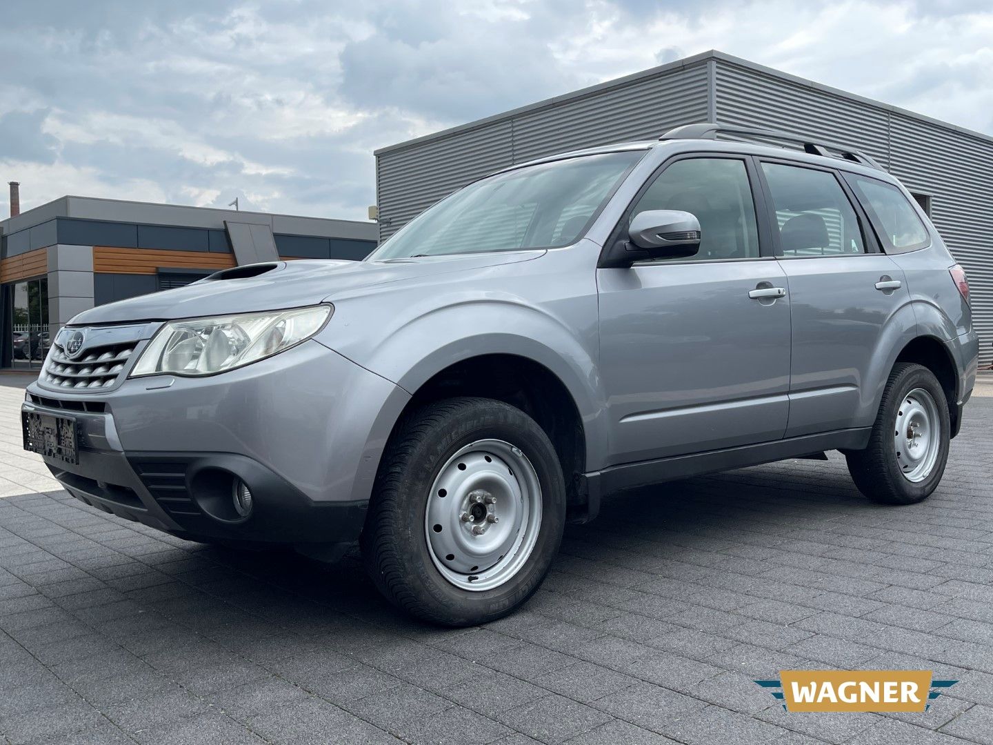 Fahrzeugabbildung Subaru Forester Active 2.0D DPF Motorschaden