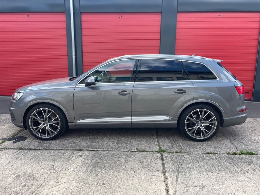 Image of Audi Q7