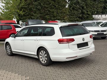 Volkswagen Passat Variant - 7
