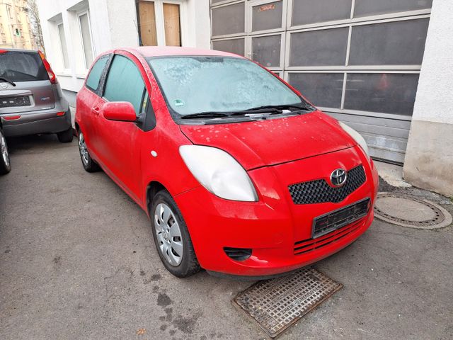 Toyota Yaris Sol Klima  tüv neu öl -filter-neu 62900km