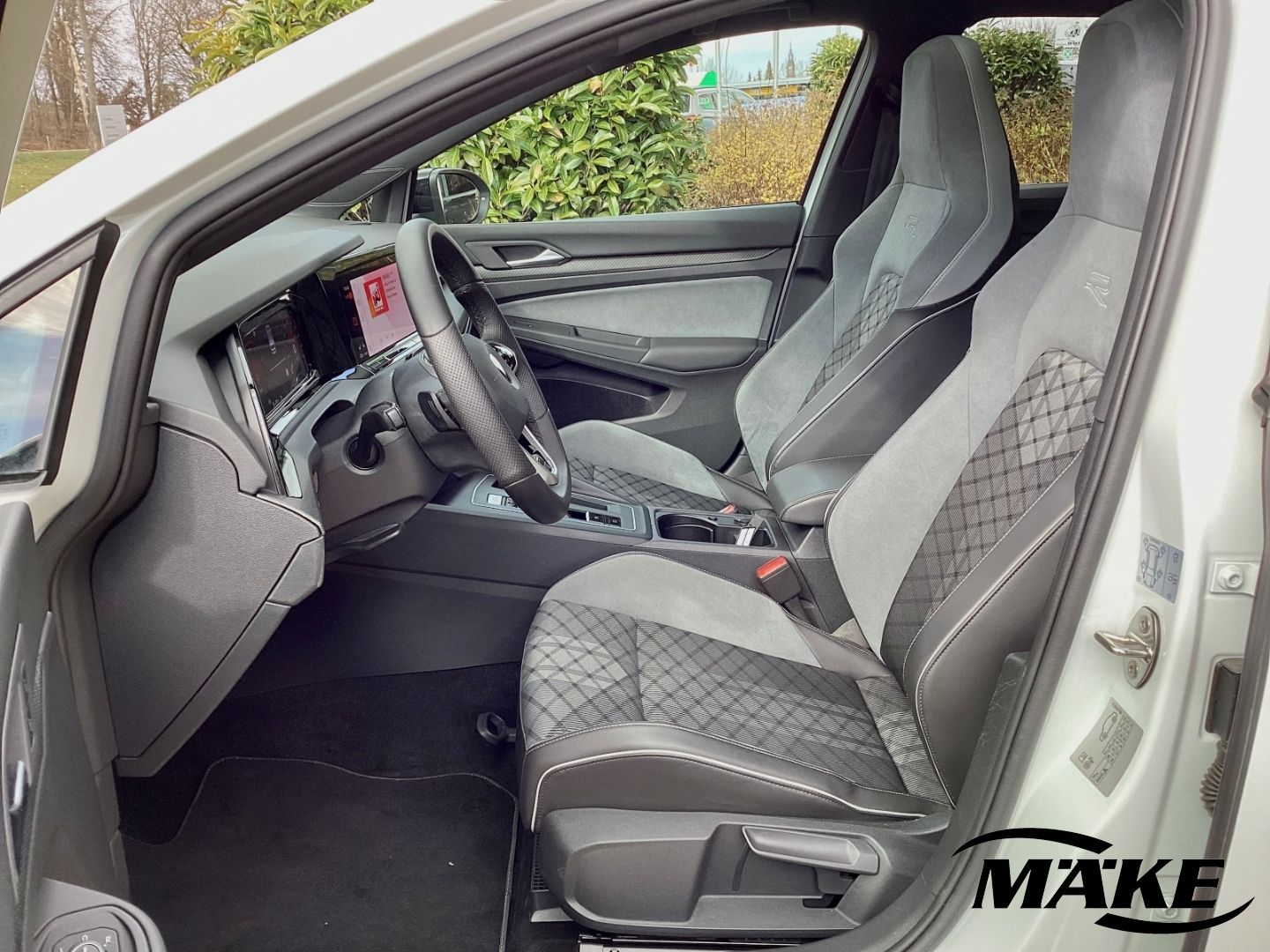 Golf Black Style 1.5 eTSI DSG AHK IQ.L HUD PD RF