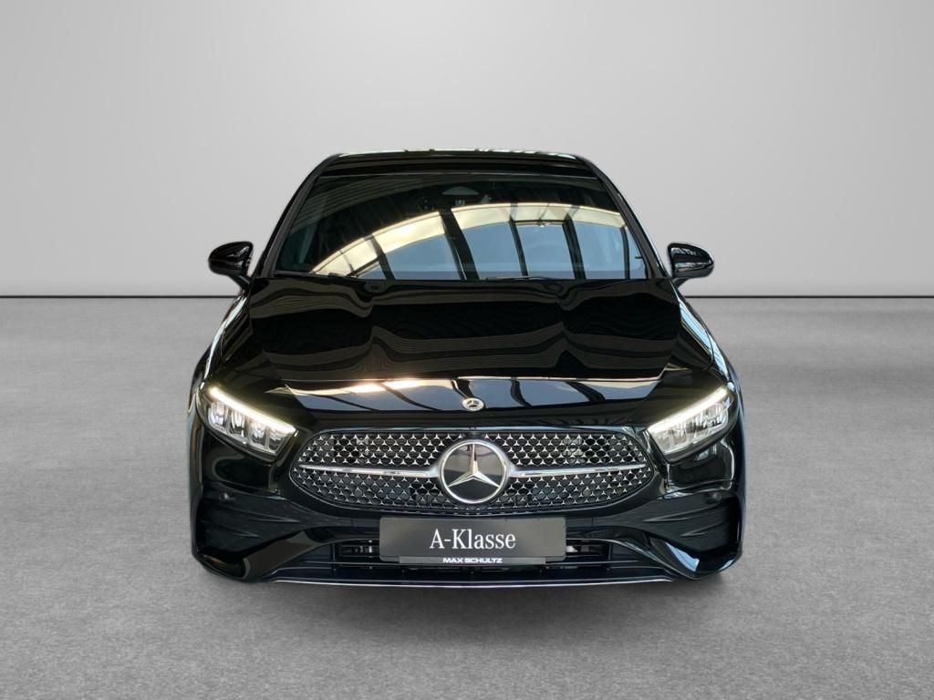 Fahrzeugabbildung Mercedes-Benz A 200 Kompaktlimousine AMG*AHK*Kamera*LED*Sitzzg