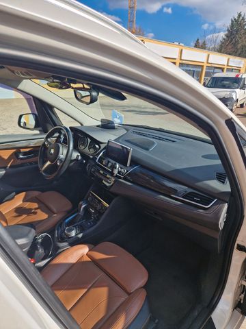 BMW 220 Gran Tourer 220d xDrive Steptronic M Spo...