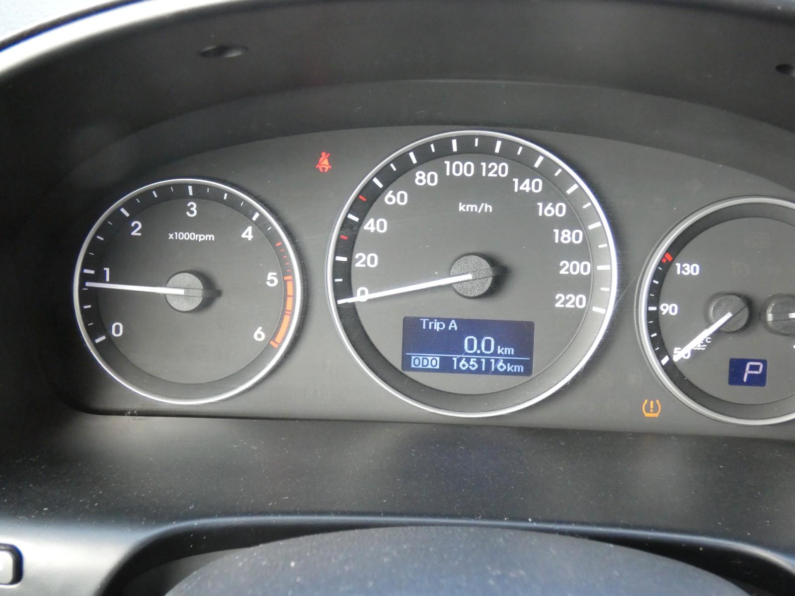 Hyundai H-1 Starex 8 Sitze Automatik Klima Weiss