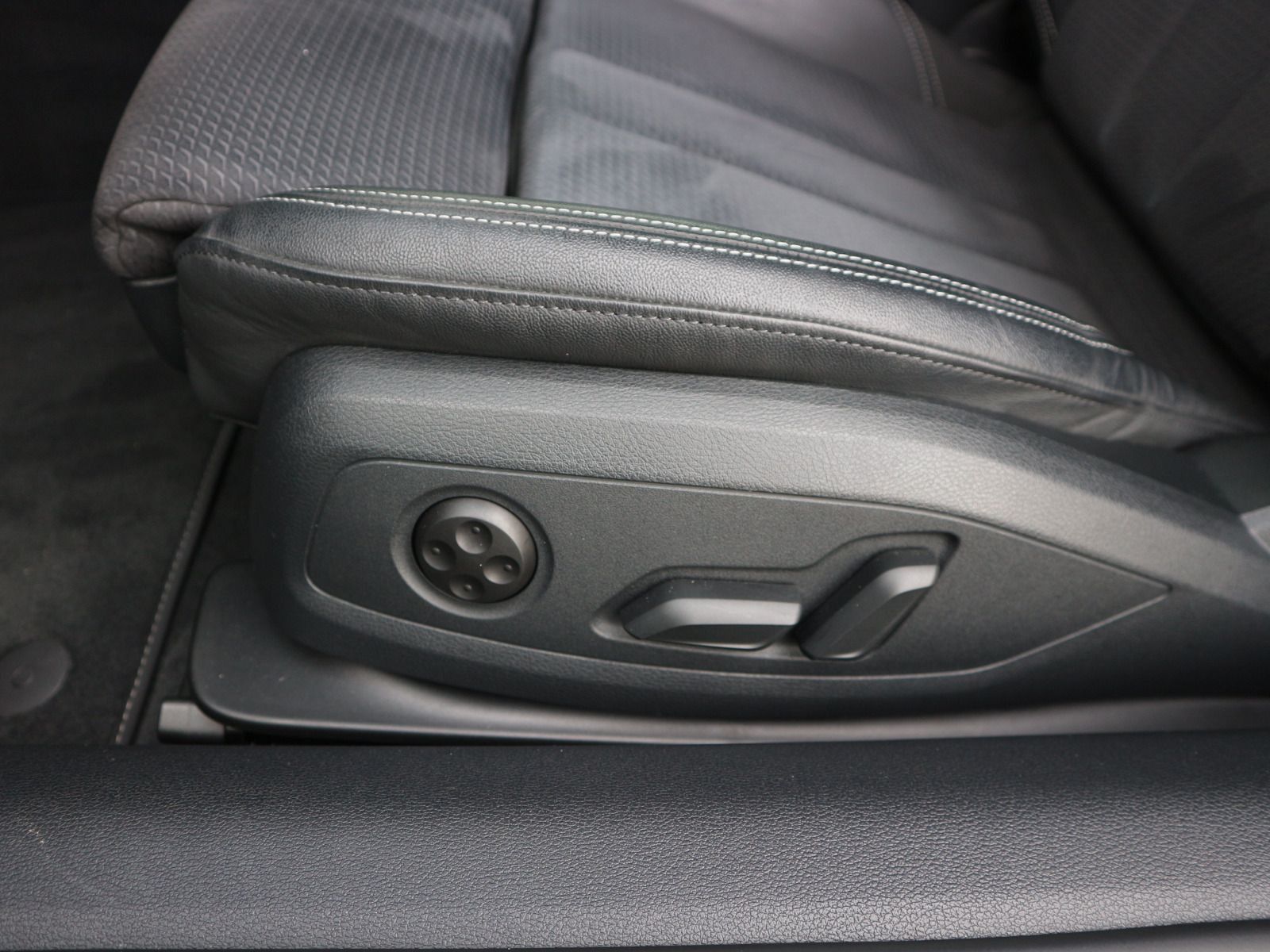 Audi S5 - Bild 11