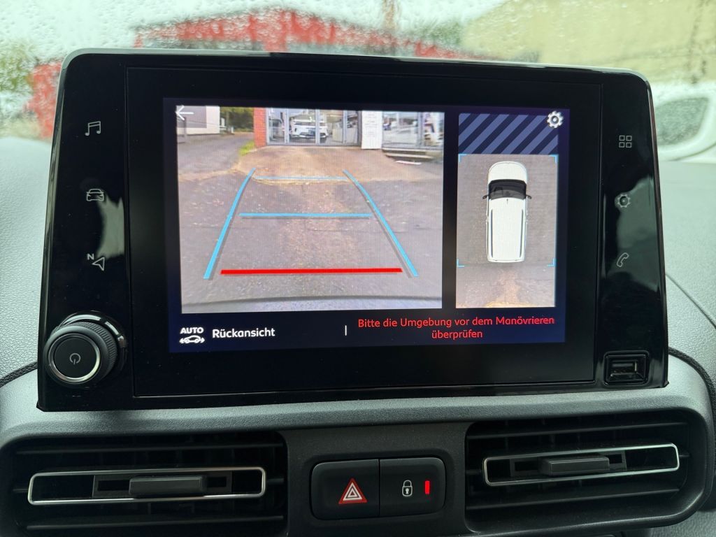 Fahrzeugabbildung Citroën Berlingo MPV M PureTech 110 FEEL