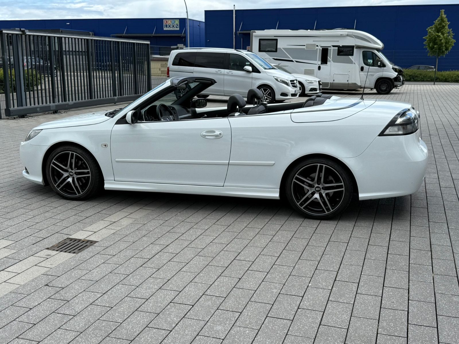 Fahrzeugabbildung Saab 9-3 Cabriolet Vector