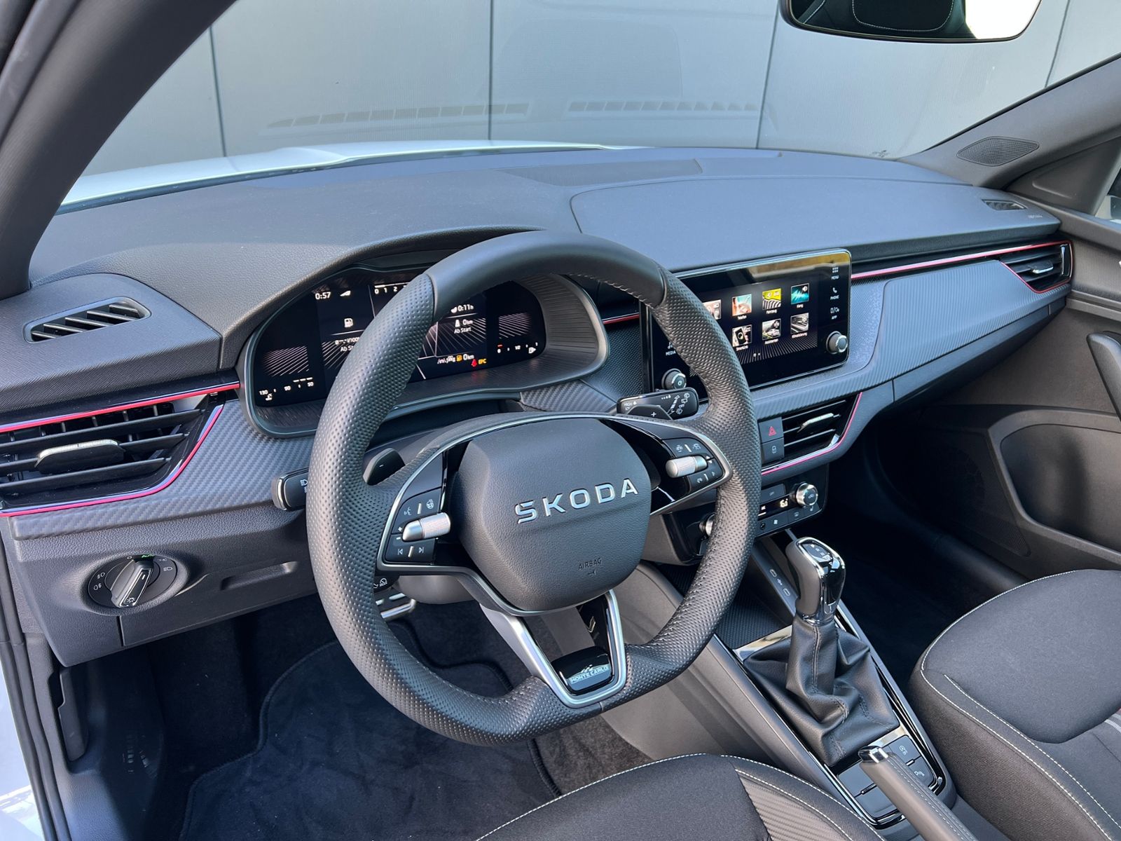 Fahrzeugabbildung SKODA Scala Monte Carlo 1.0 TSI DSG *Matrix, Pano, ACC