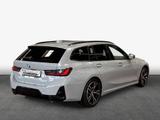 BMW 320i Touring Aut. *HiFi*Sportpaket*Navi* - BMW 320 mit Benzin-Antrieb: Kombi, Automatik