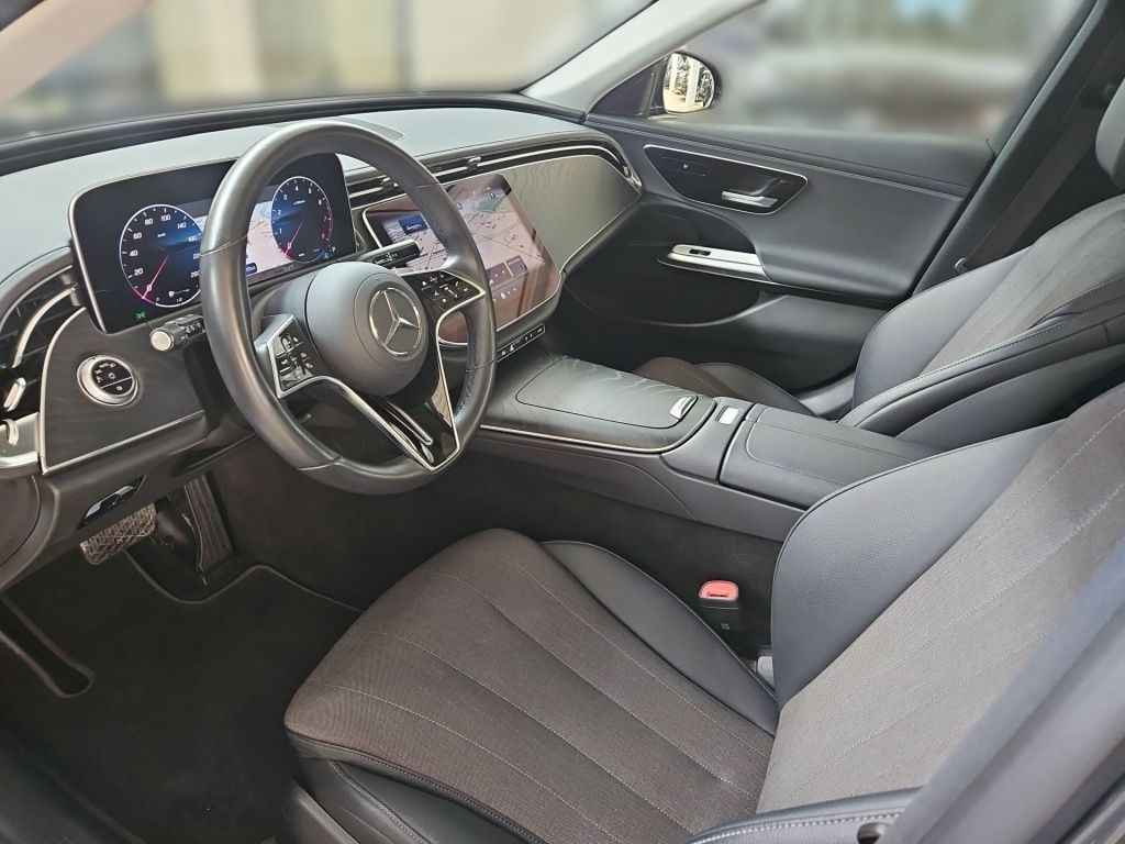 Fahrzeugabbildung Mercedes-Benz E 200 T Avantg. Distronic+ Pano LED KeyLess KAM