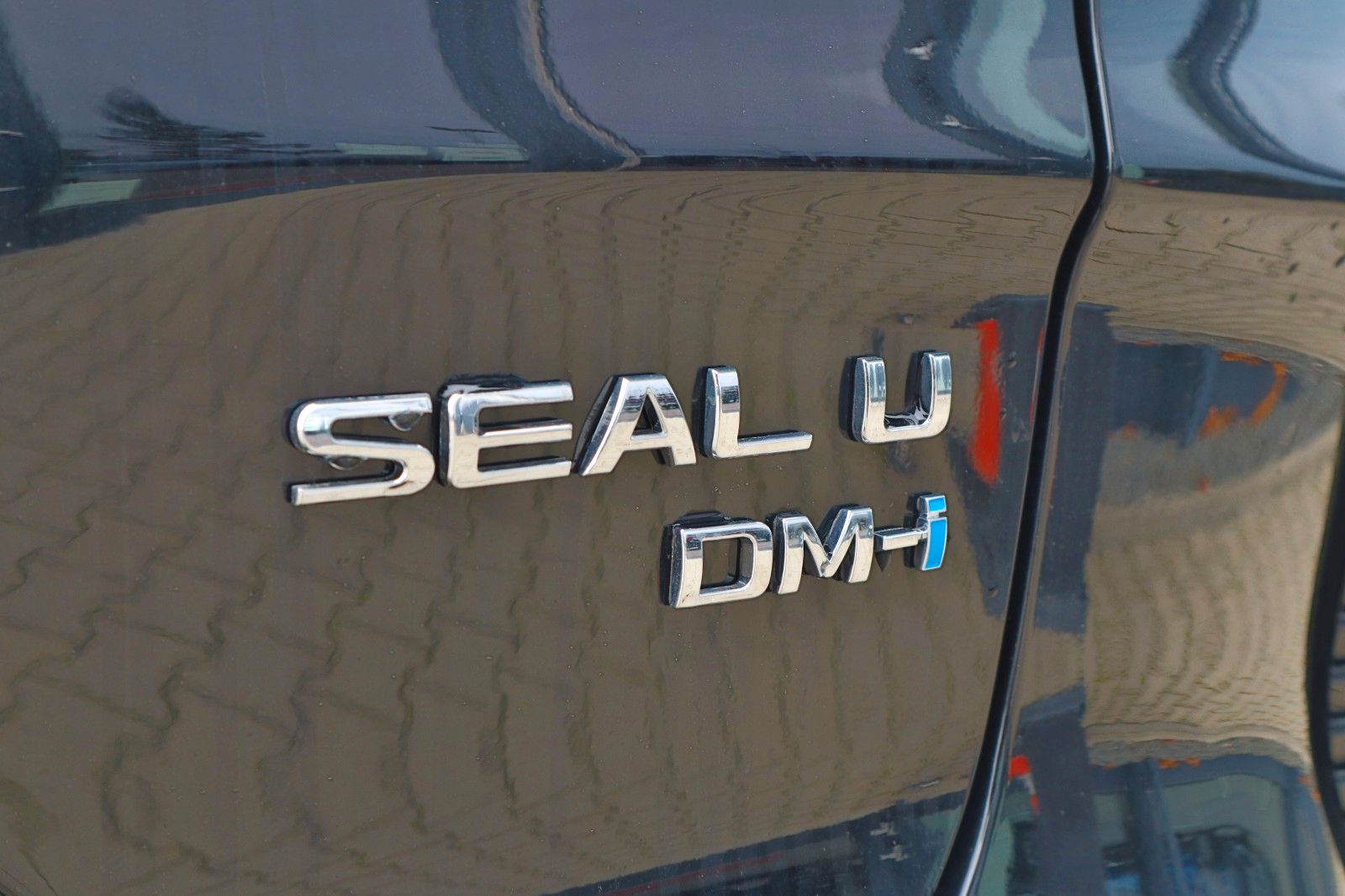 BYD SEAL U