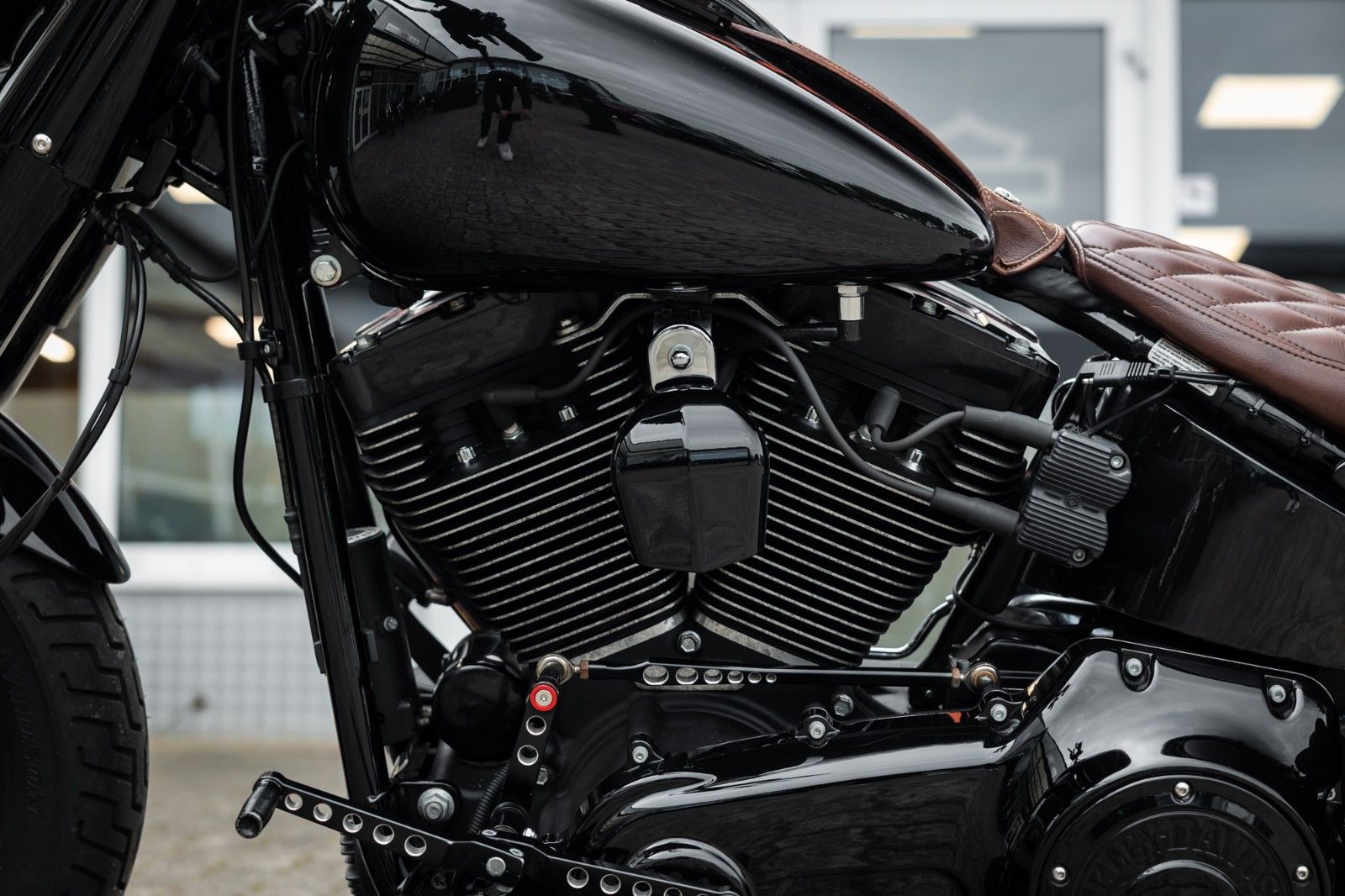 Fahrzeugabbildung Harley-Davidson FLSS SOFTAIL SLIM S 110 cui - Kesstech-Heckumbau
