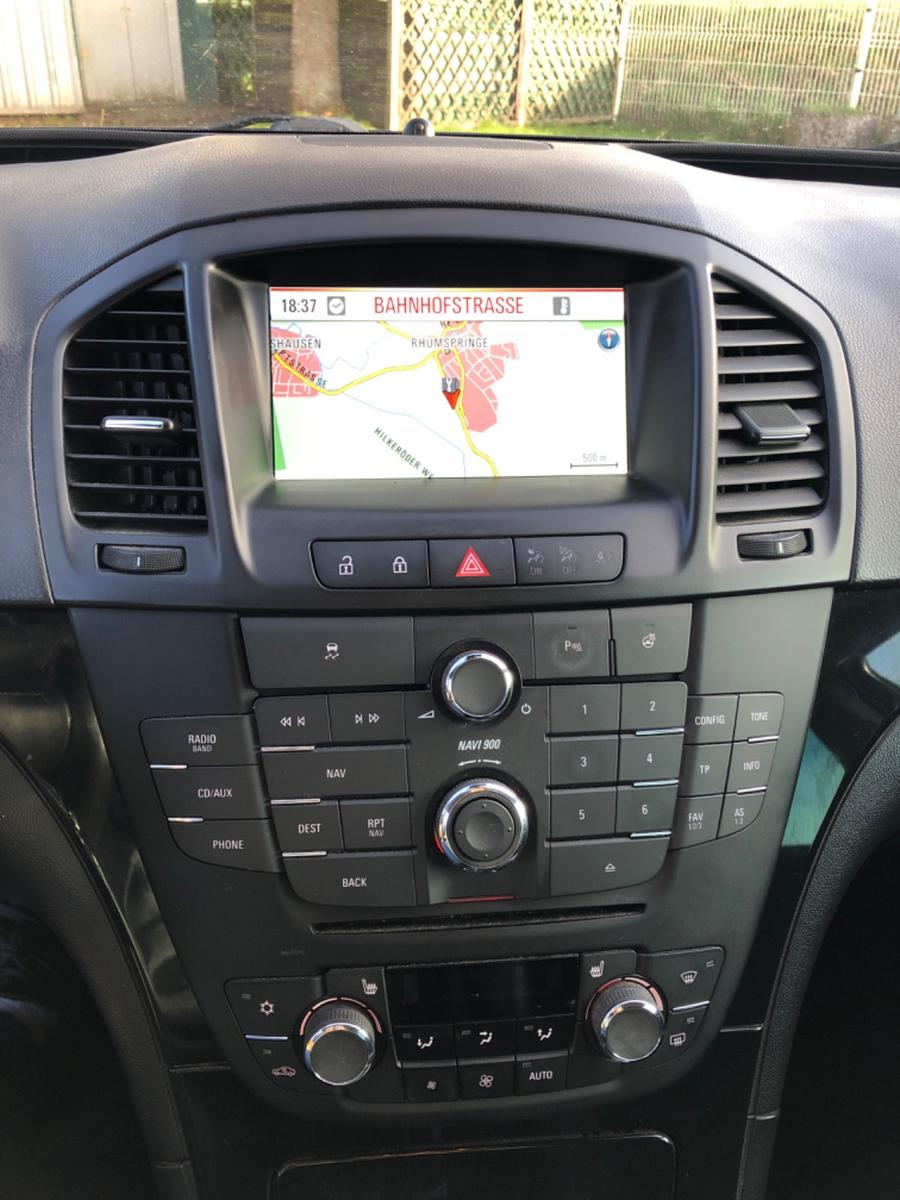 Opel Insignia 2012 — photo 18