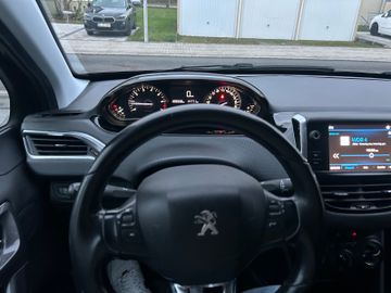 Peugeot 2008 - 7