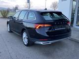 Skoda Octavia Combi 2.0 TDI DSG 4x4 Scout AHK+EL.HECK+ - Skoda Octavia: Allradantrieb, Scout