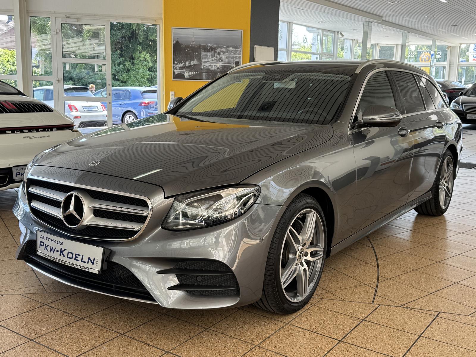 Mercedes-Benz E 200 4M AMG-LiNE *COMAND*LED*KAMERA*LEDER*ToTW*