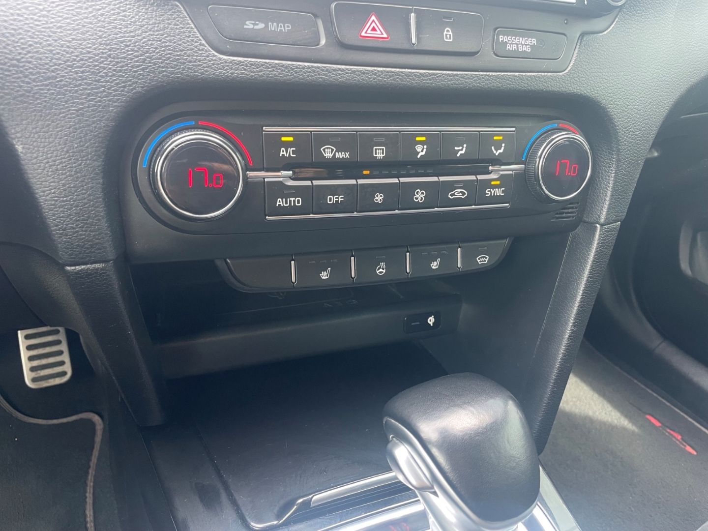 Fahrzeugabbildung Kia ProCeed GT heizb WSS totWinkAss LED Kamera