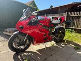 Ducati Panigale 1Hand Top Zustand Carbon - Offers matching your search criteria