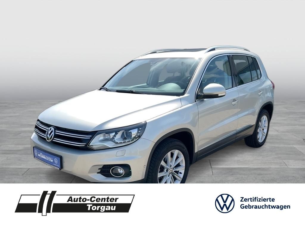 Volkswagen Tiguan 2.0TSI Track&Style 4MOT XENON AHK LEDER