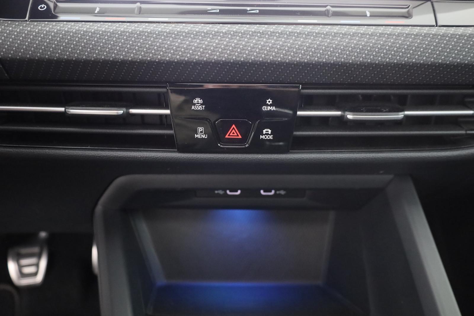 Volkswagen Golf VIII 1.5 TSI R-Line LED Panorama Navi ACC, миниатюра 12